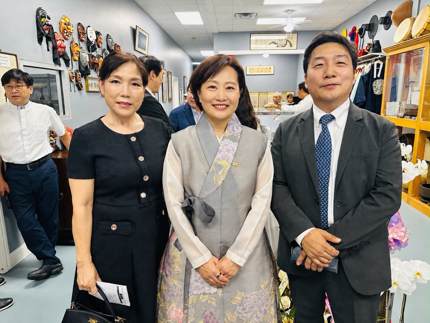 We Congratulate the Korean Culture Learning Institute on Its Grand Reopening